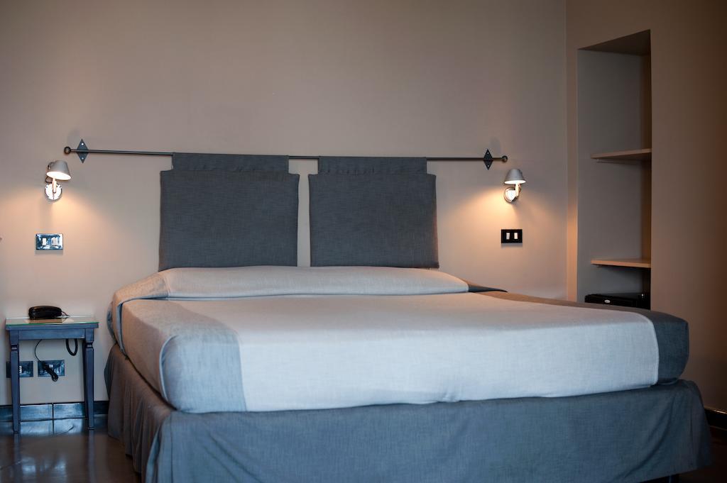 Hotel Italia นอลี ห้อง รูปภาพ
