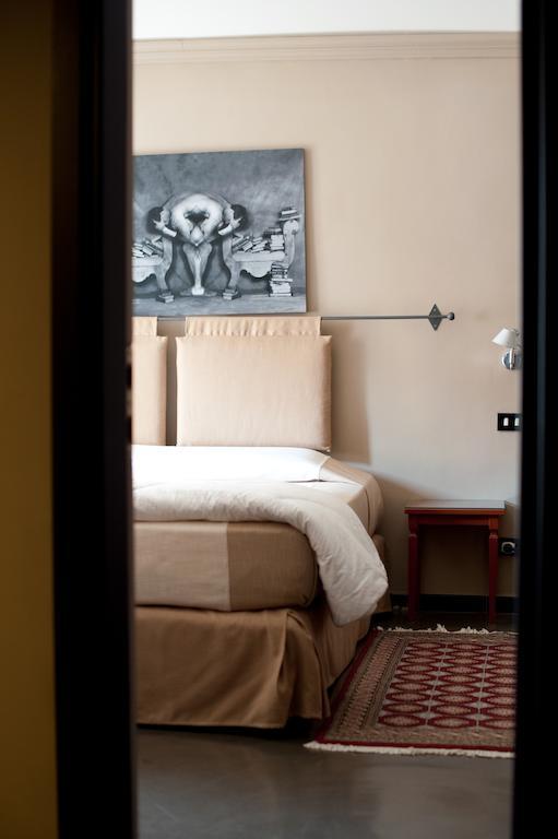 Hotel Italia นอลี ภายนอก รูปภาพ